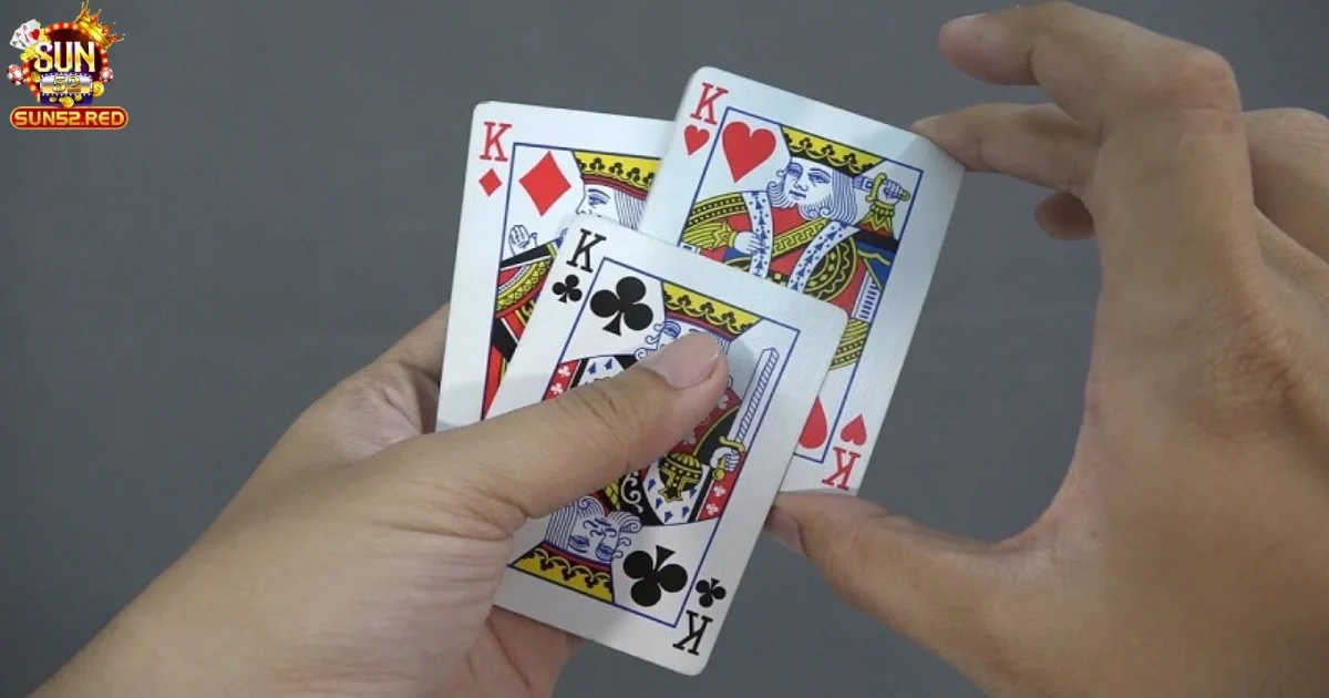 Hướng dẫn c&aacute;ch t&iacute;nh điểm khi chơi b&agrave;i 3 c&acirc;y tr&ecirc;n Sun52